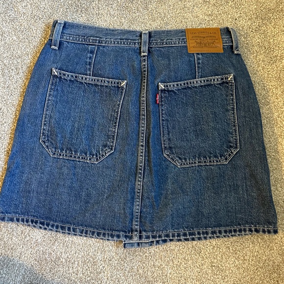 Levi Jean Skirt - Picture 3 of 4